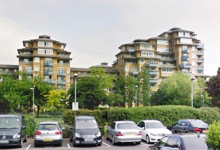 			PARKING SPACE, GYM and WATER RATES INCLUDED, Studio Apartment, 1 bath, 1 reception Apartment			 Johnson Lodge, Admiral Walk, LITTLE VENICE